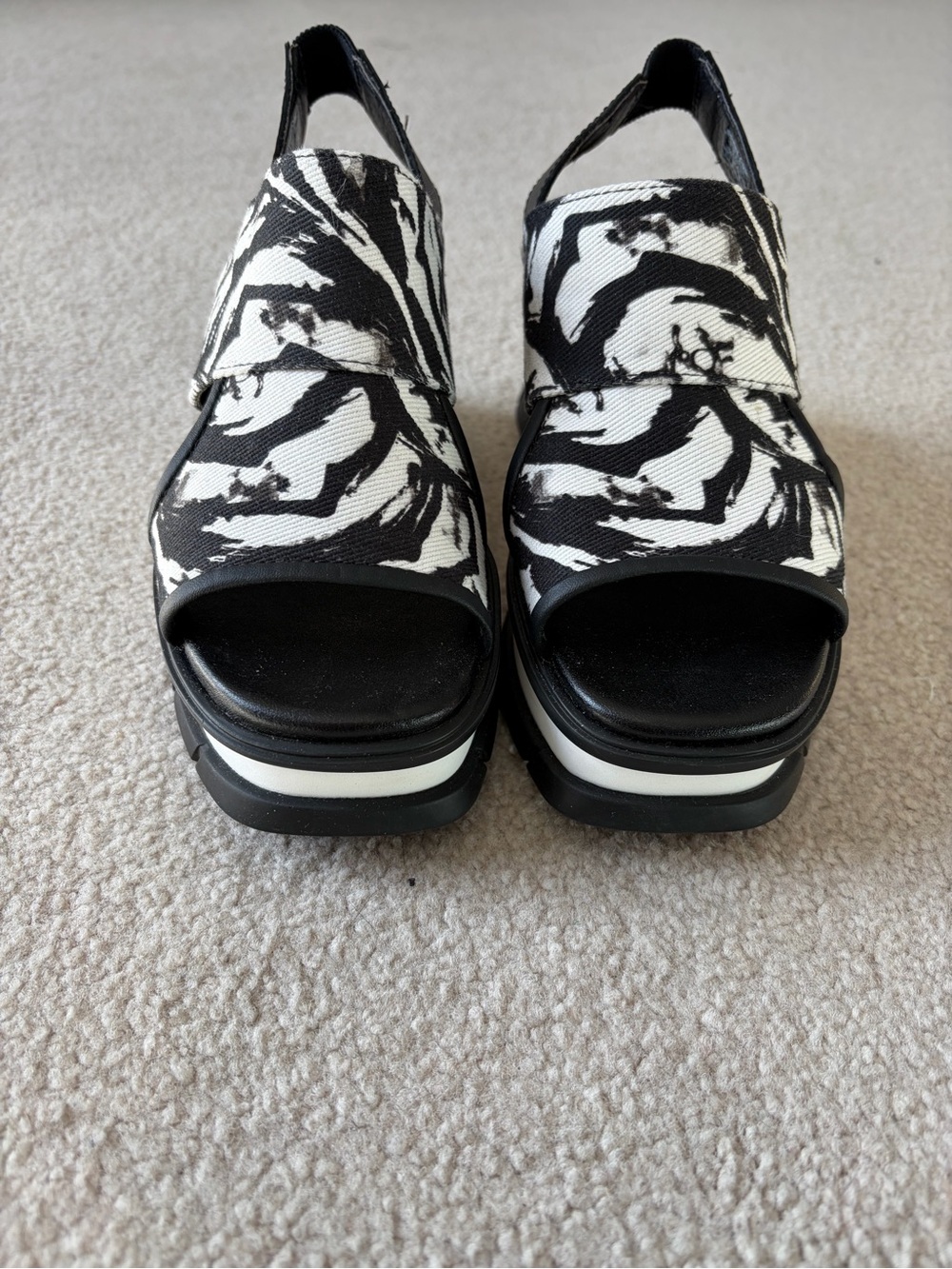 Sorel Black and White Patterned Wedge Slingback Sandals